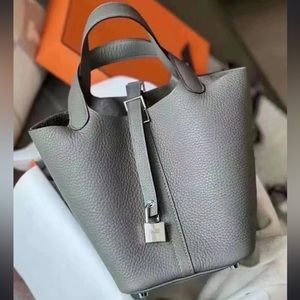 (Sold) Hermes Picotin 18